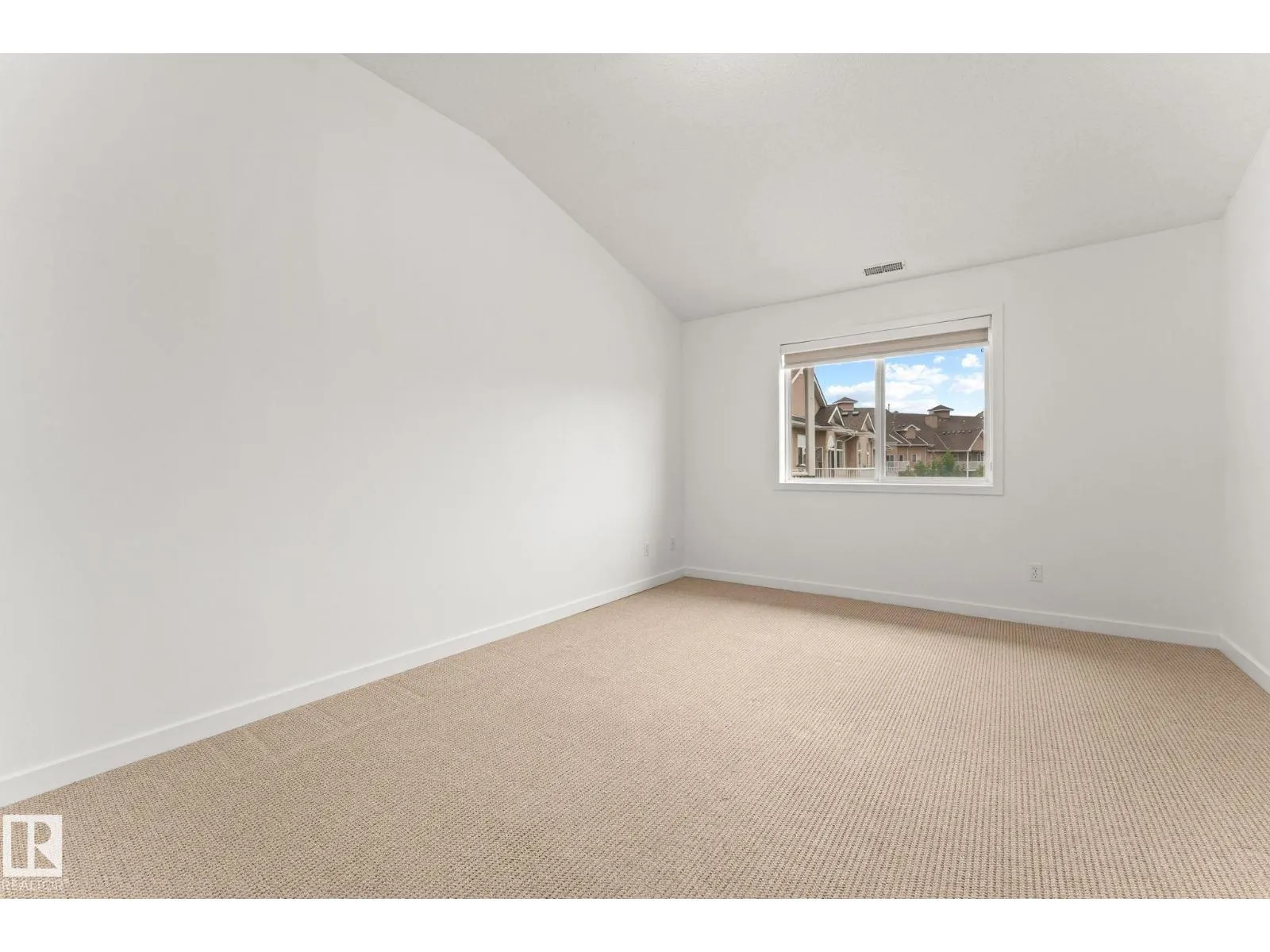 #426 4312 139 AV NW