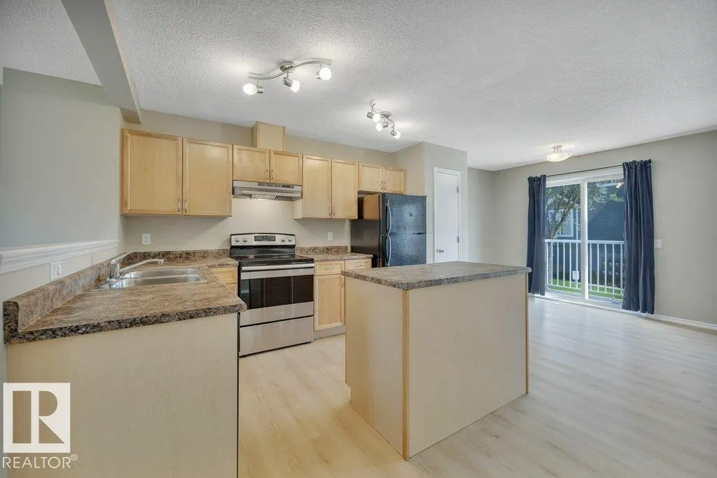 #73 5604 199 ST NW
