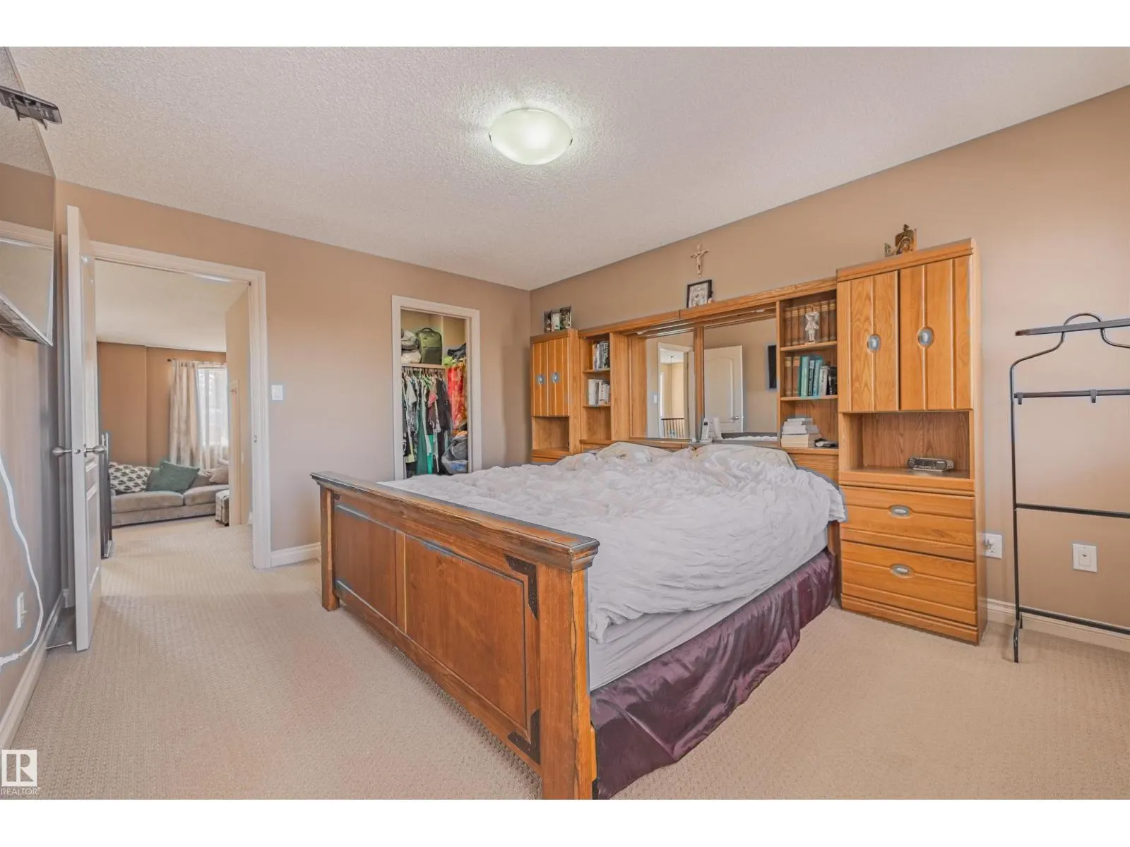 57 Homestead Crescent NW