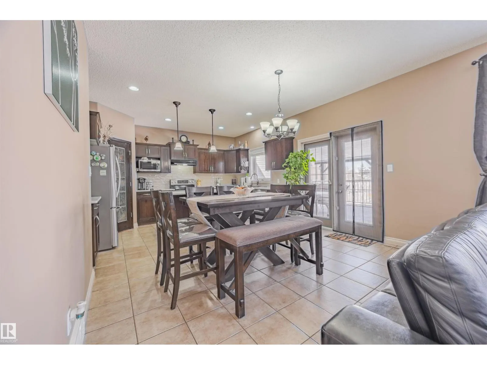 57 Homestead Crescent NW