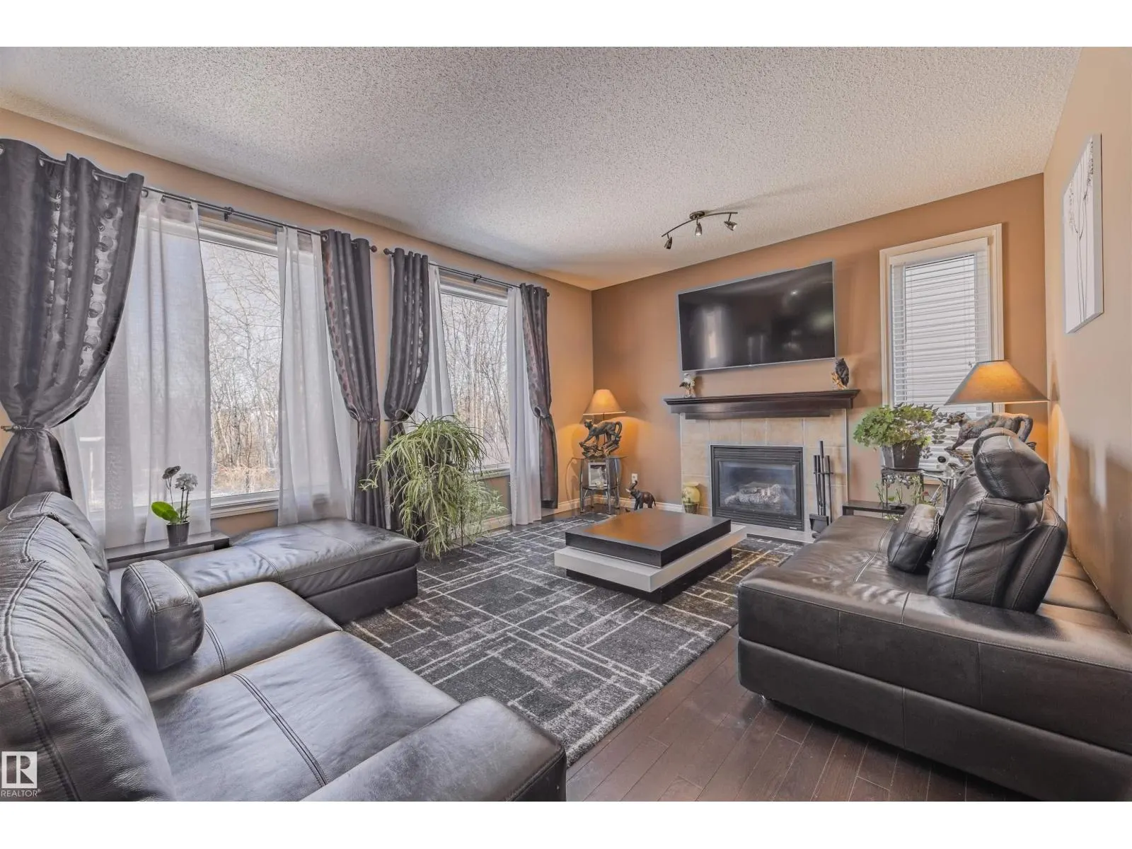 57 Homestead Crescent NW