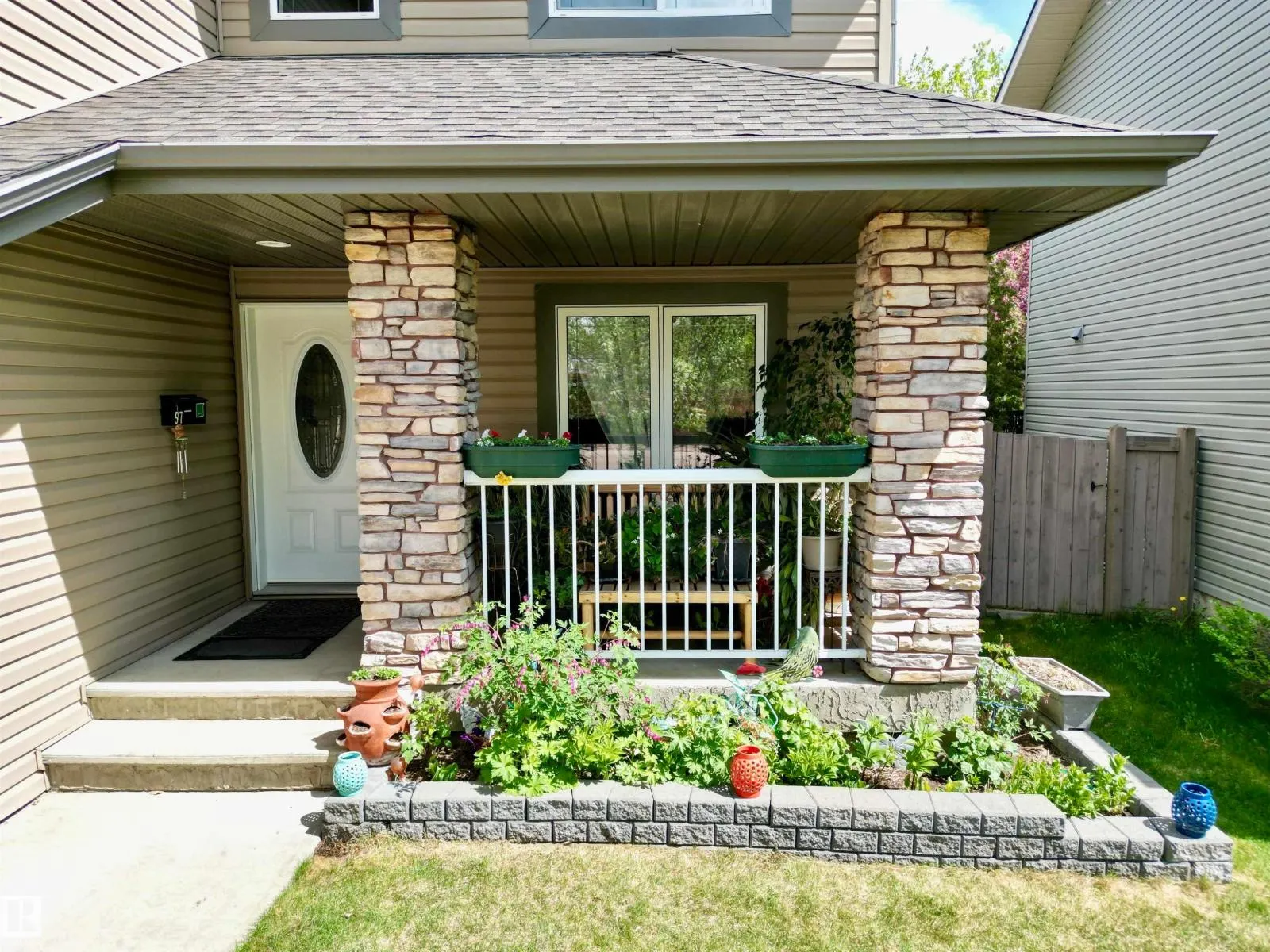 57 Homestead Crescent NW