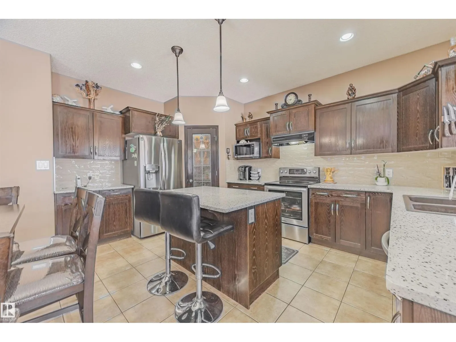 57 Homestead Crescent NW