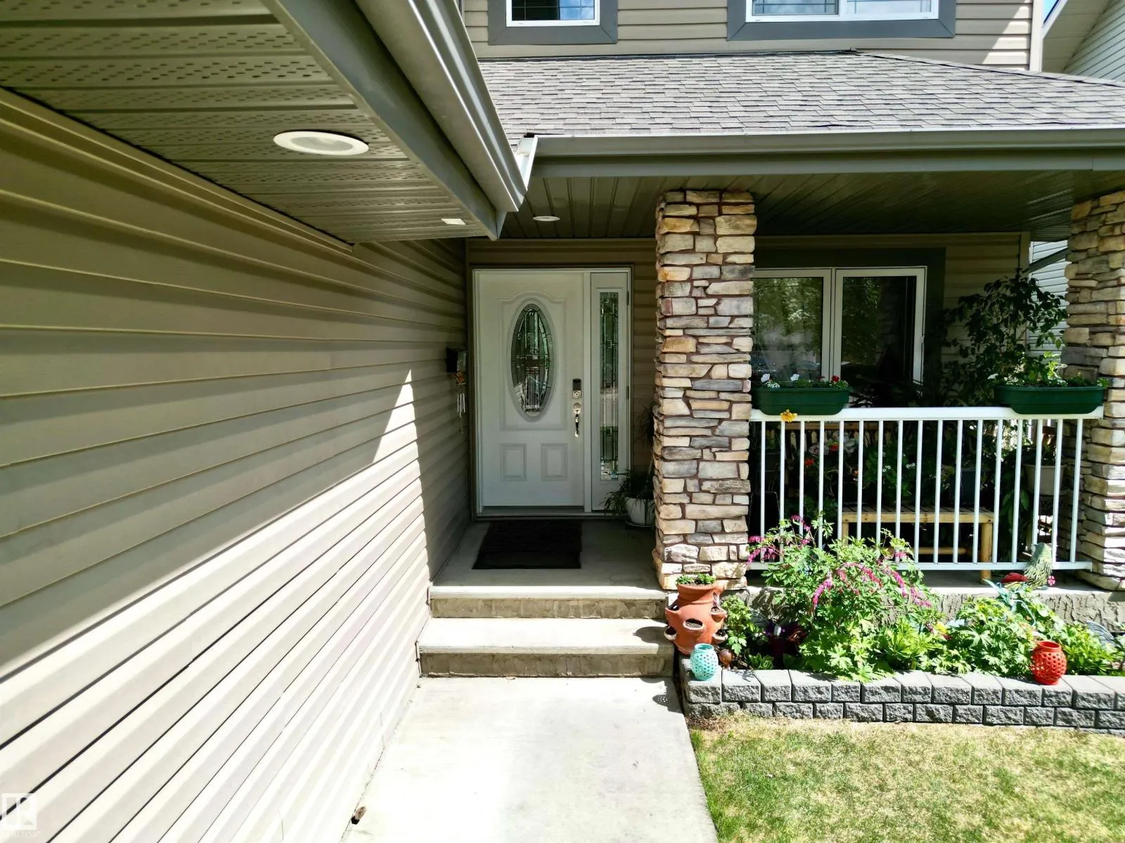 57 Homestead Crescent NW