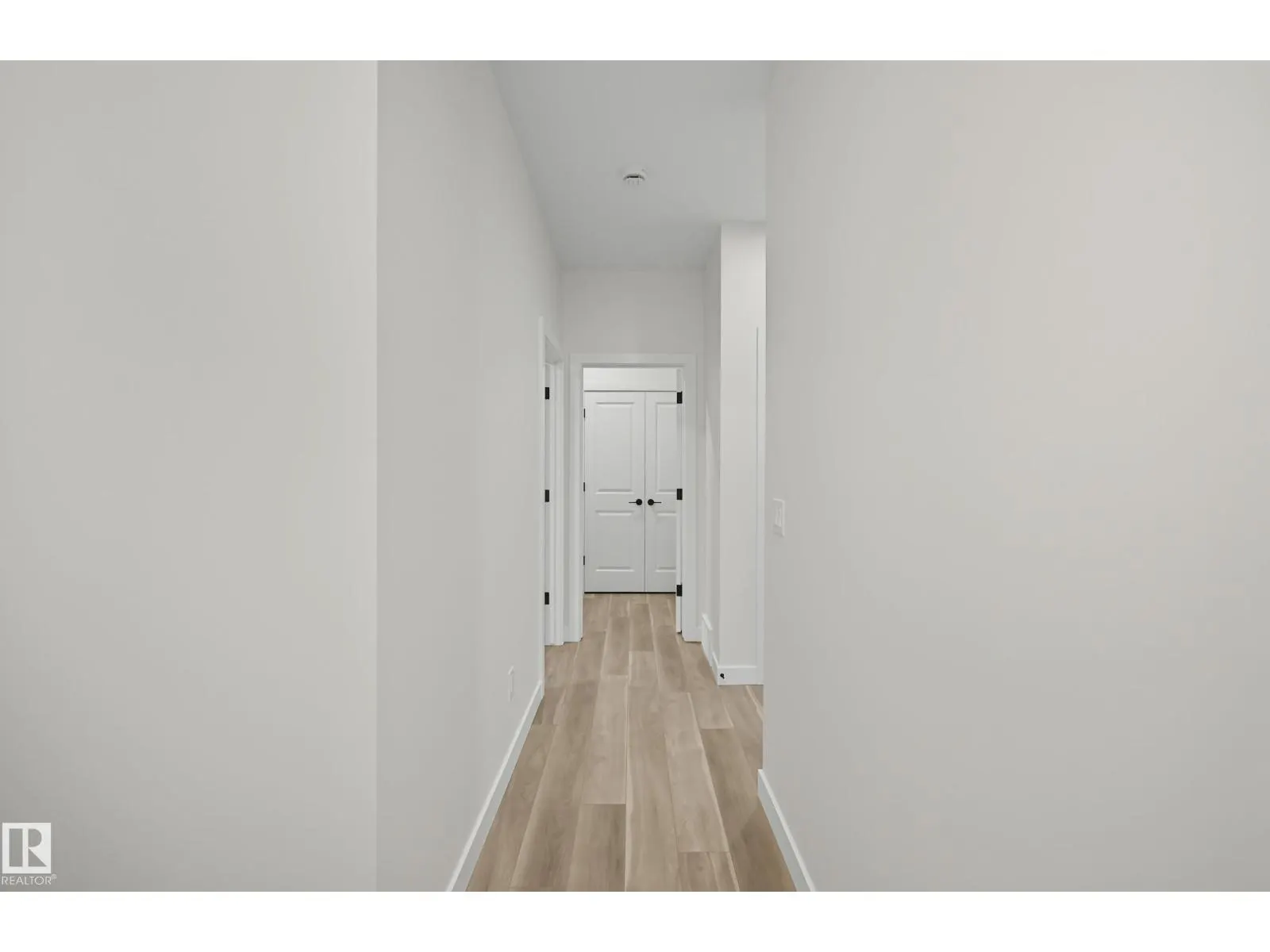 43 GABLE CM