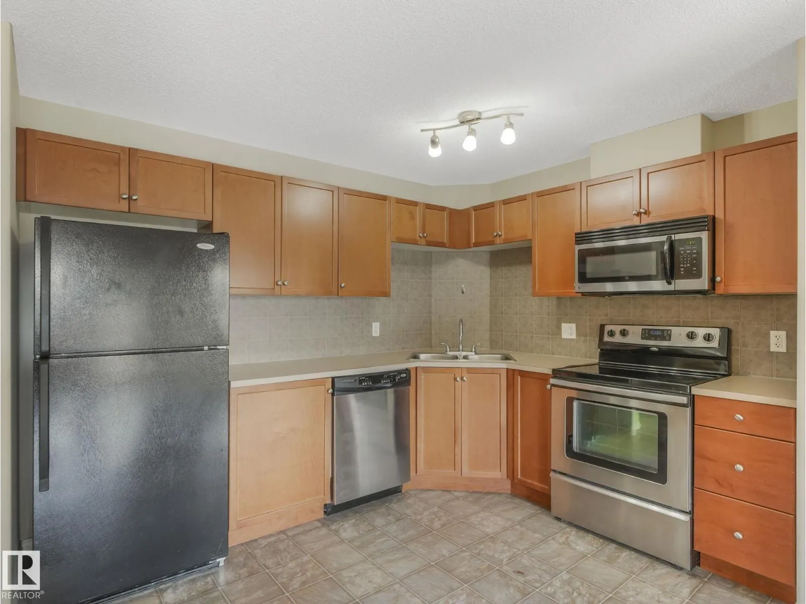 #7228 7327 South Terwillegar DR NW NW