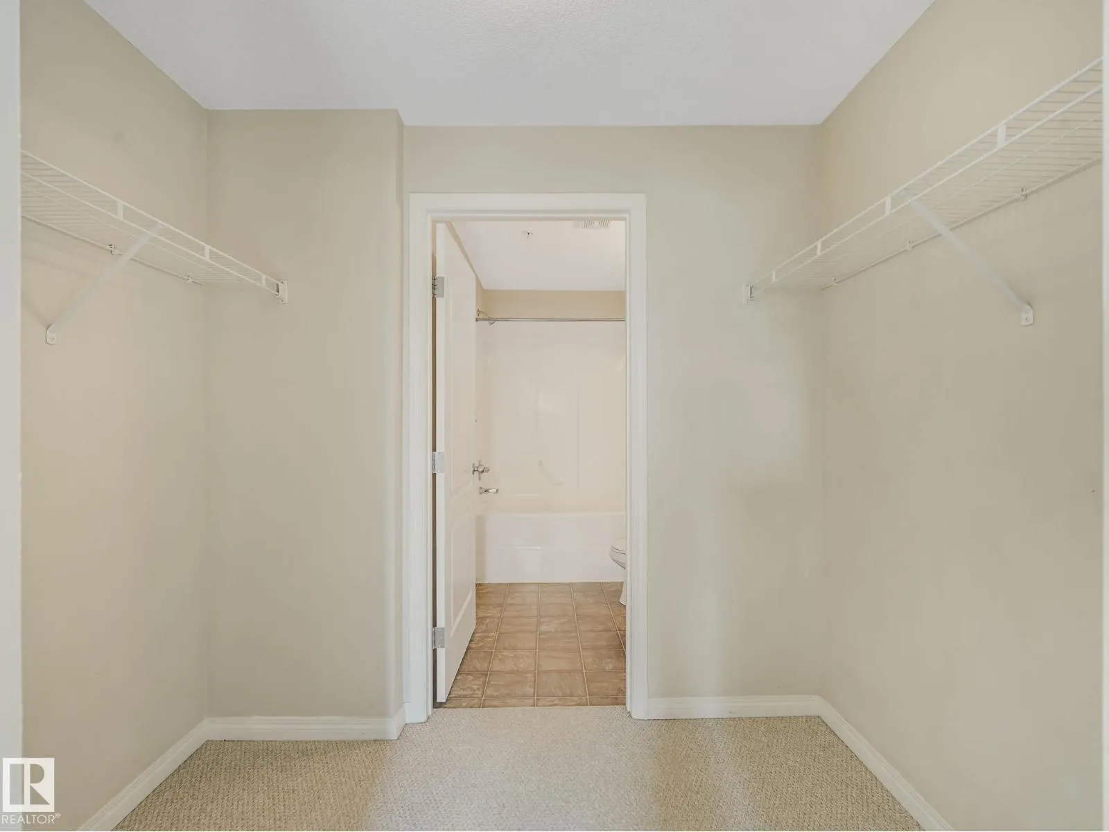 #7228 7327 South Terwillegar DR NW NW