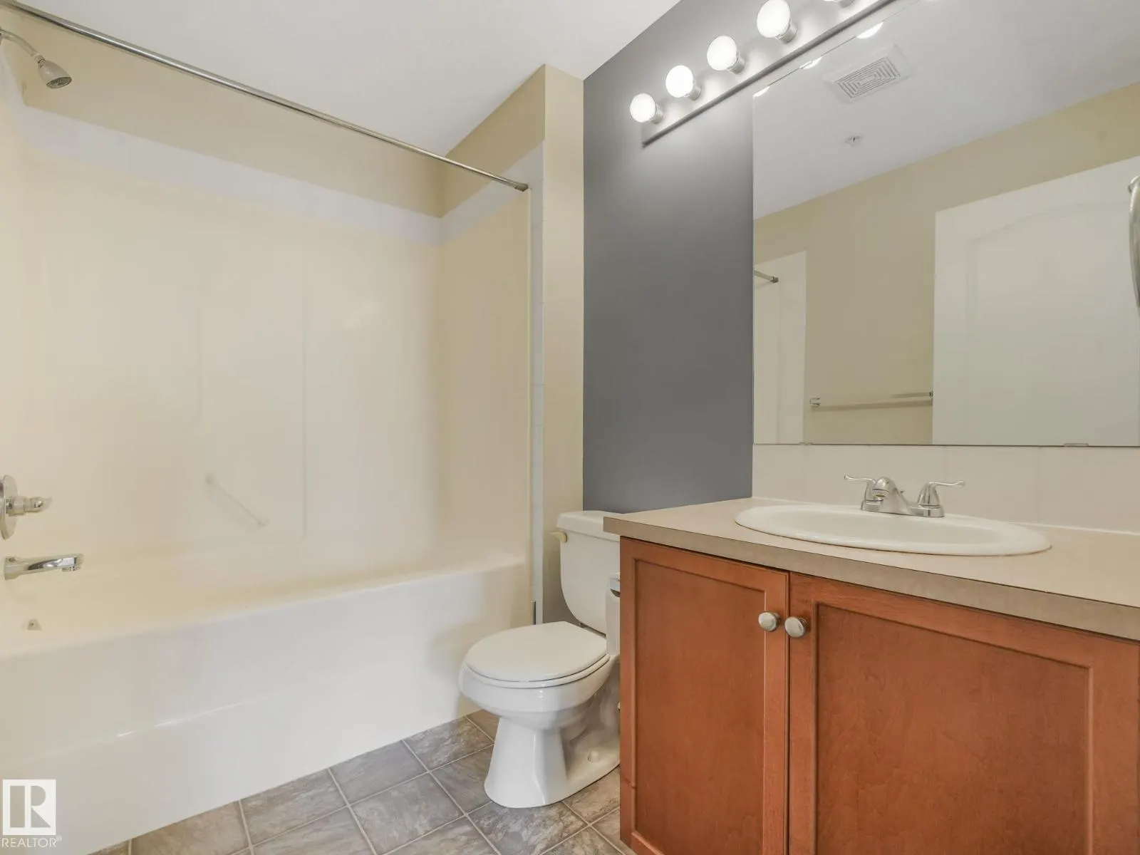#7228 7327 South Terwillegar DR NW NW