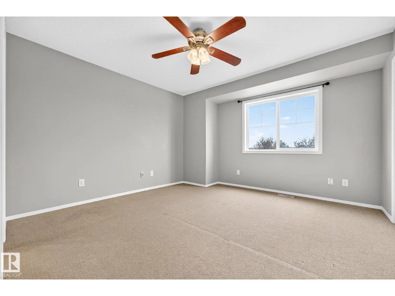 #36 3751 12 ST NW
