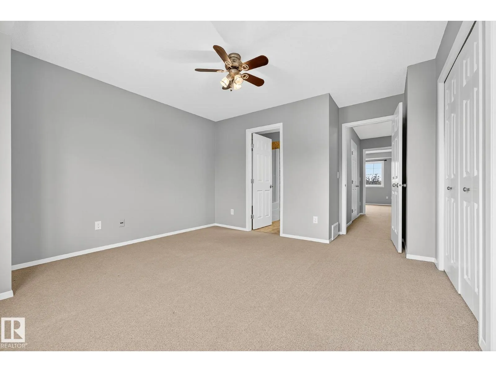 #36 3751 12 ST NW