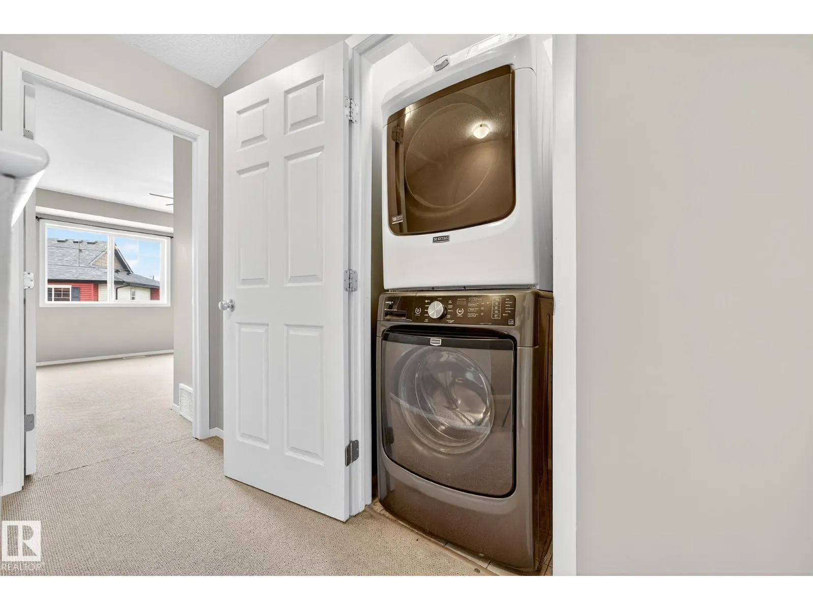 #36 3751 12 ST NW