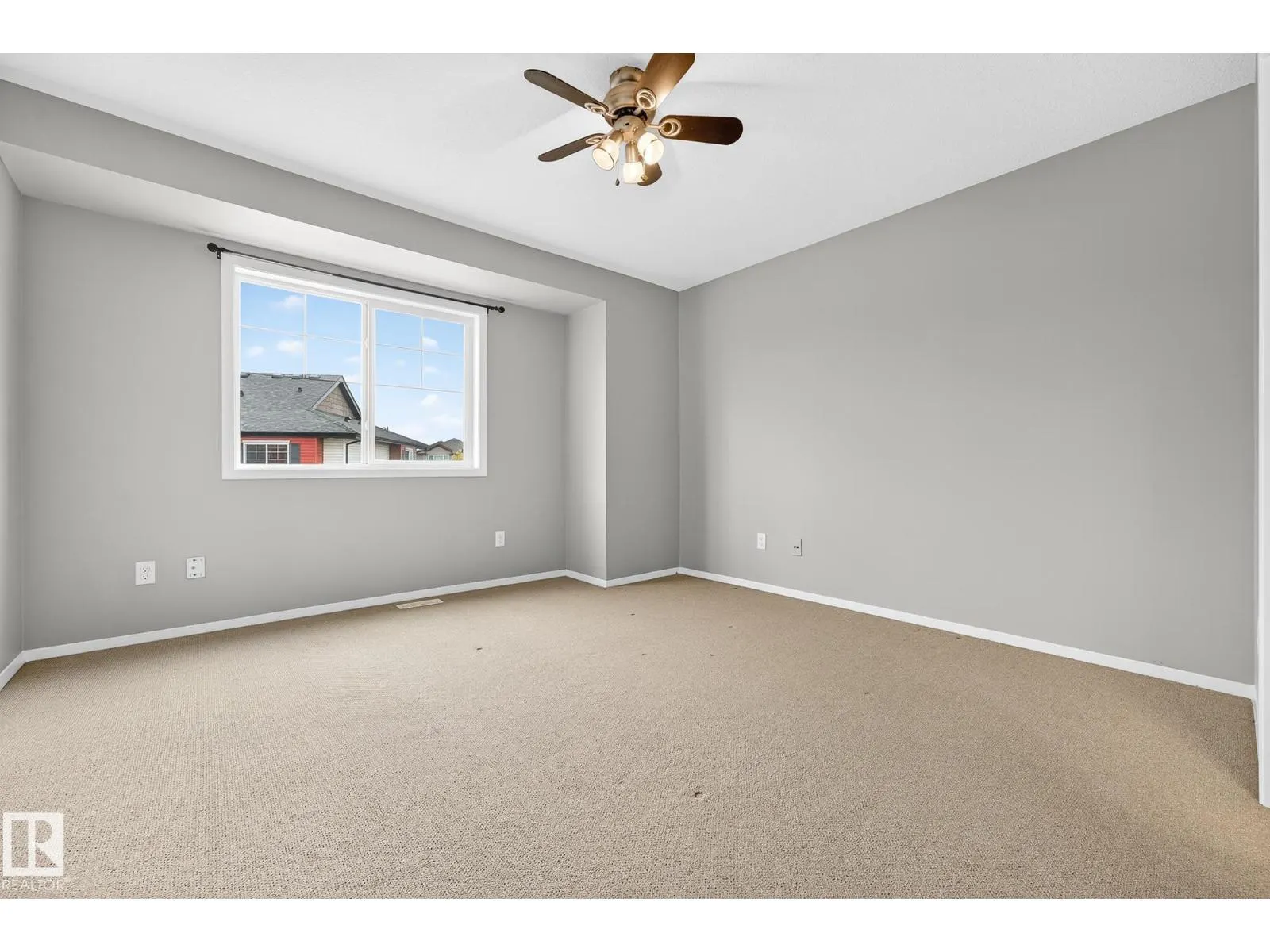 #36 3751 12 ST NW