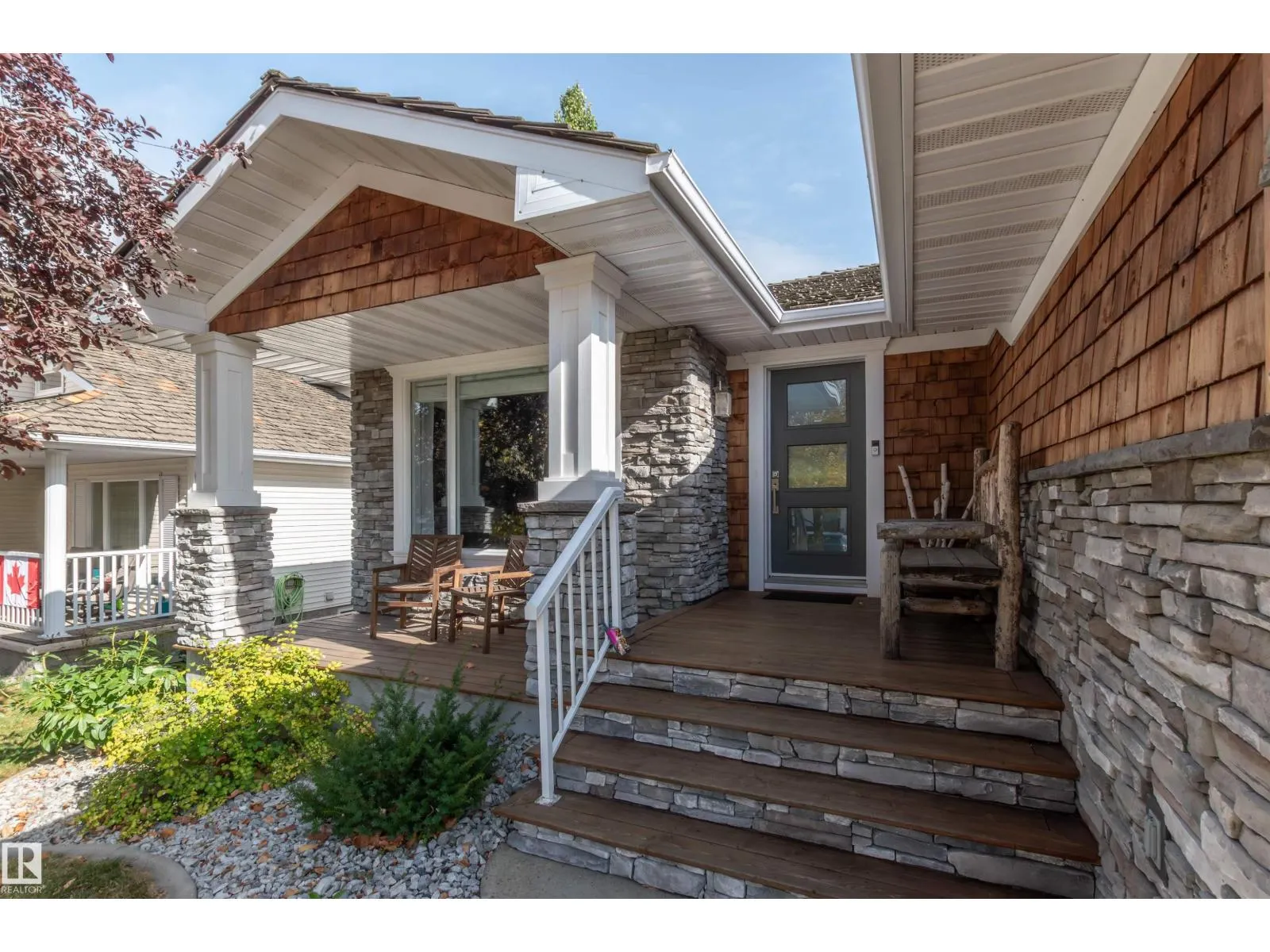102 RIDGEMONT CR