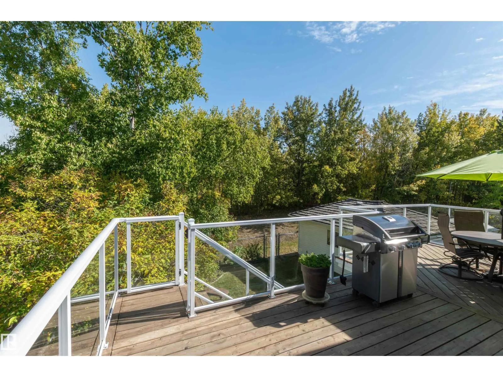 102 RIDGEMONT CR