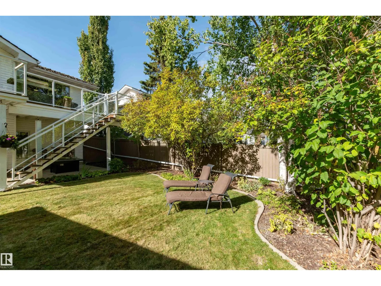 102 RIDGEMONT CR