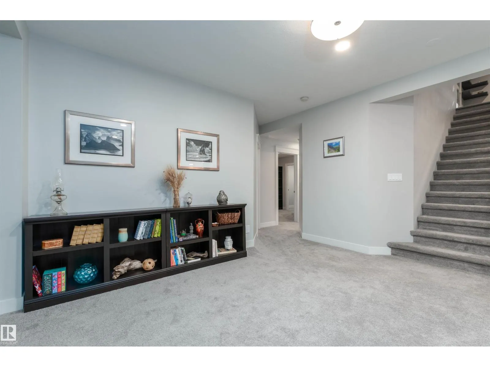 102 RIDGEMONT CR