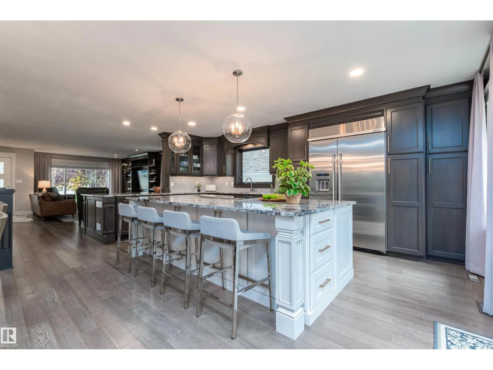102 RIDGEMONT CR