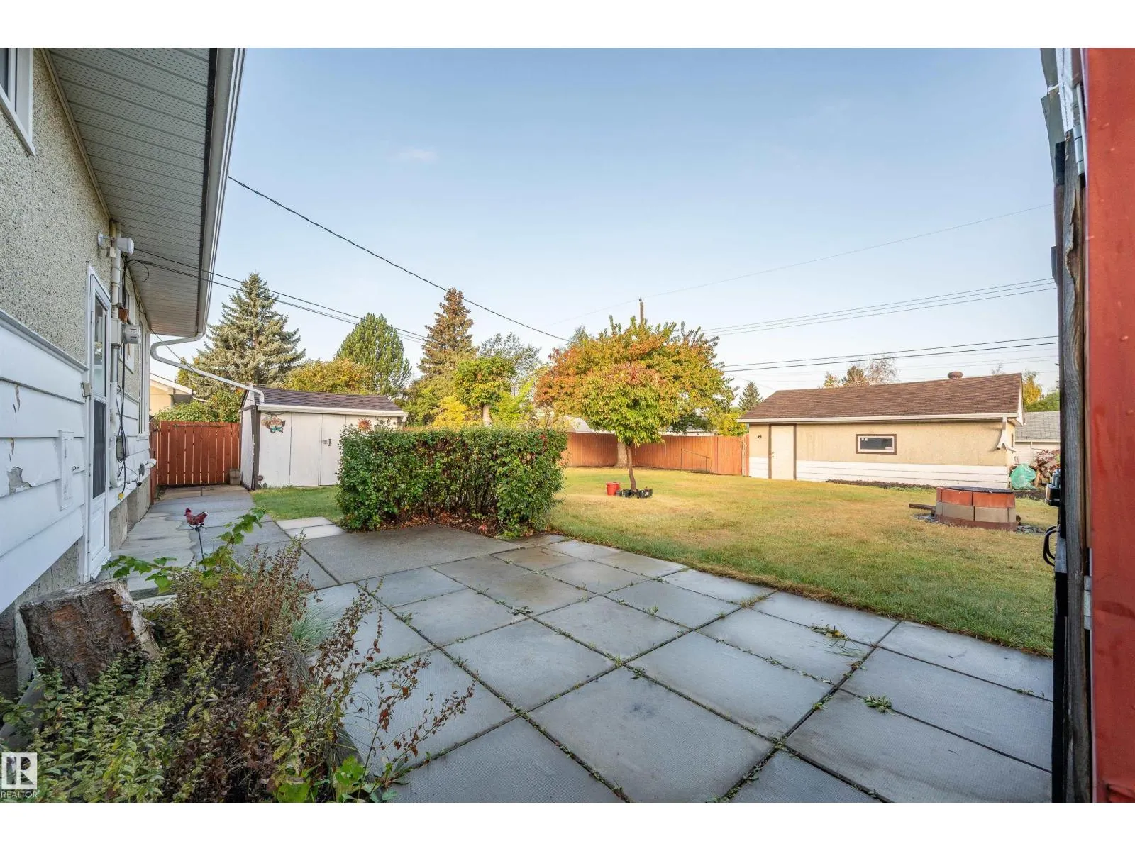 5416 105 AV NW