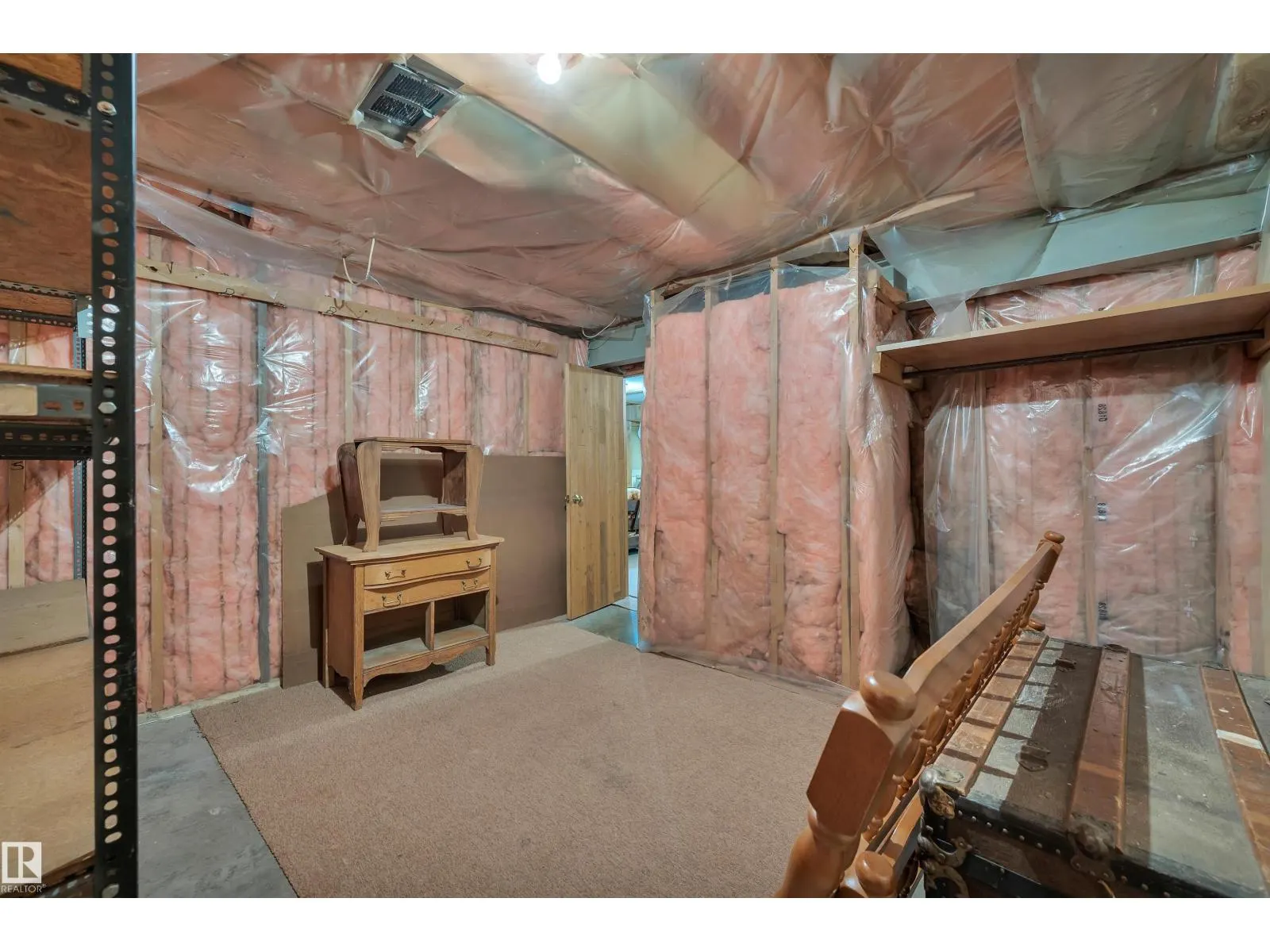5416 105 AV NW