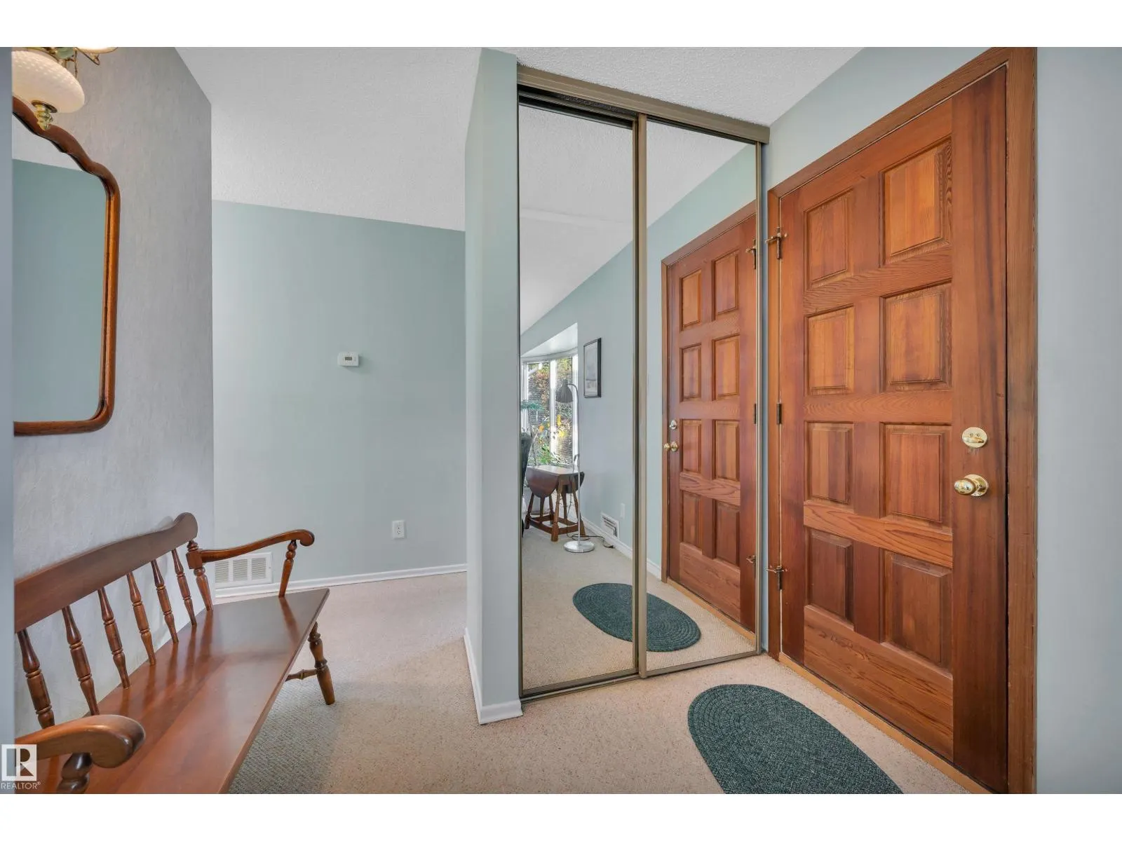 5416 105 AV NW