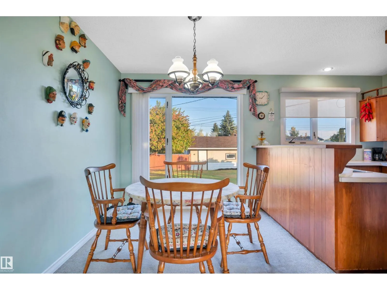 5416 105 AV NW