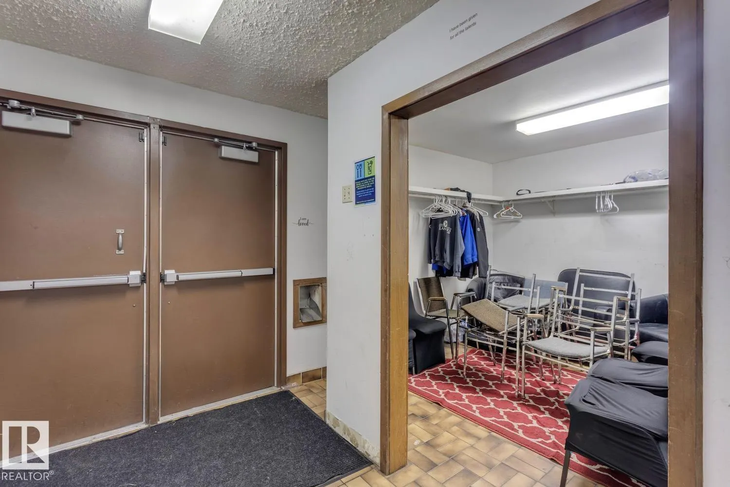 11112 95A ST NW