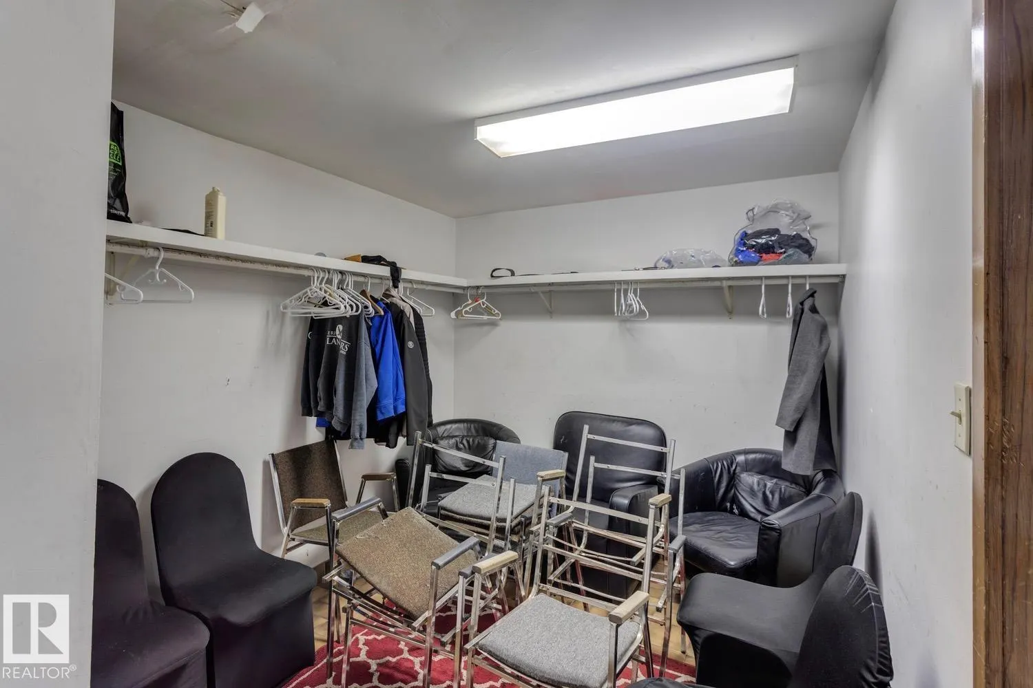 11112 95A ST NW