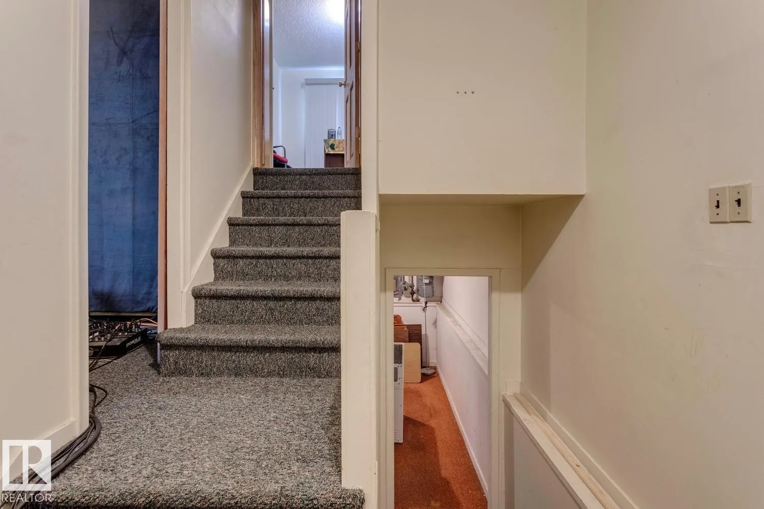 11112 95A ST NW