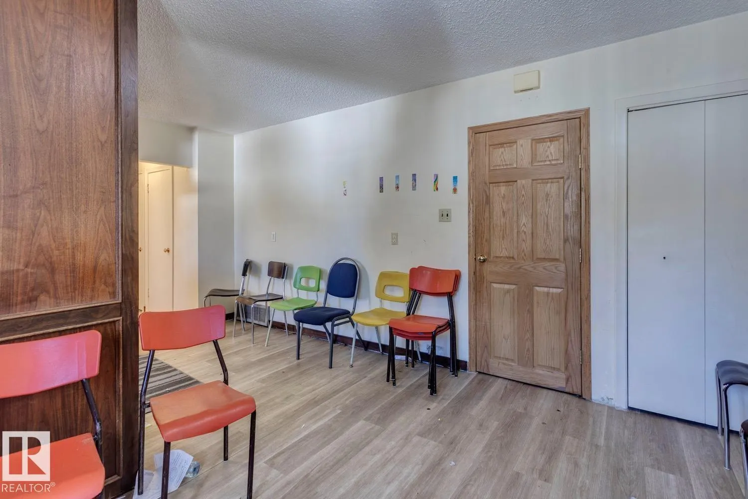 11112 95A ST NW