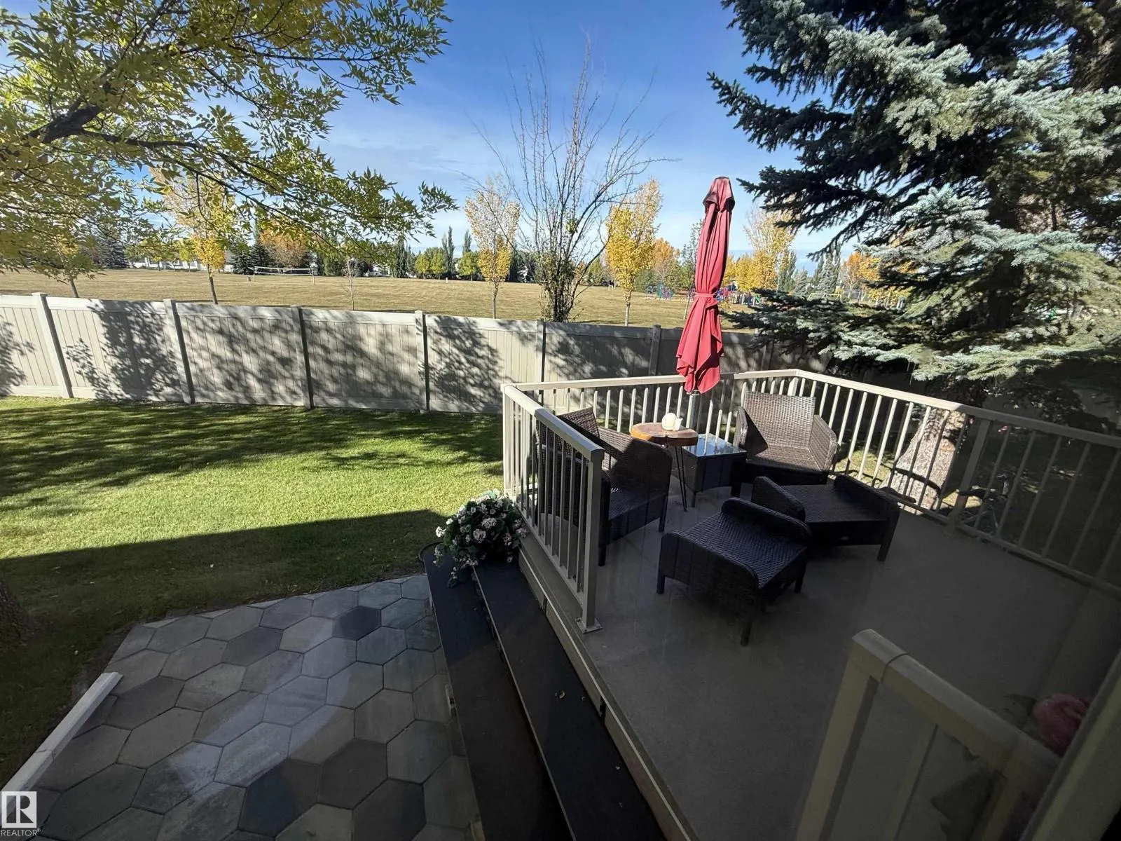 #3 925 PICARD DR NW