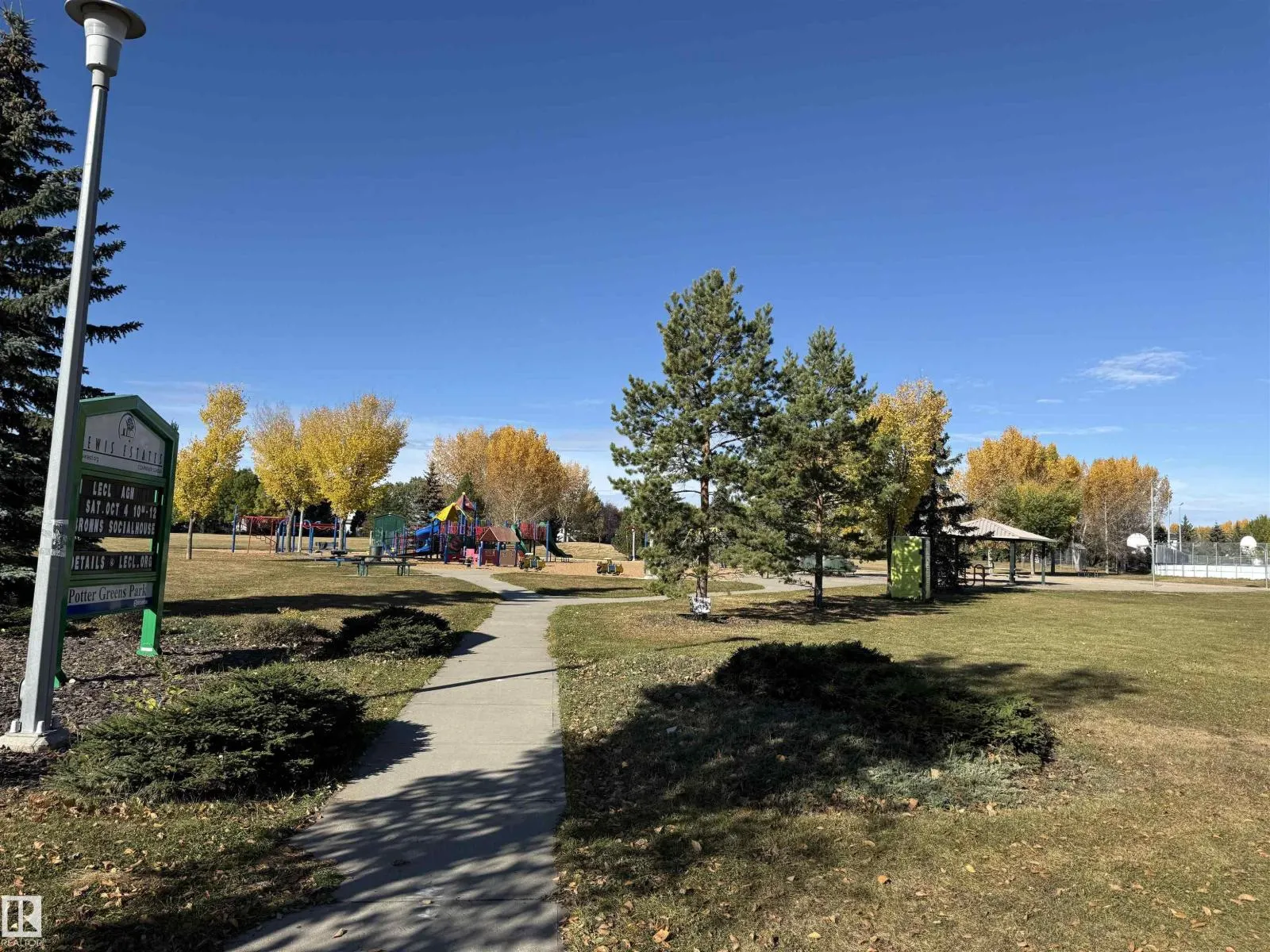 #3 925 PICARD DR NW