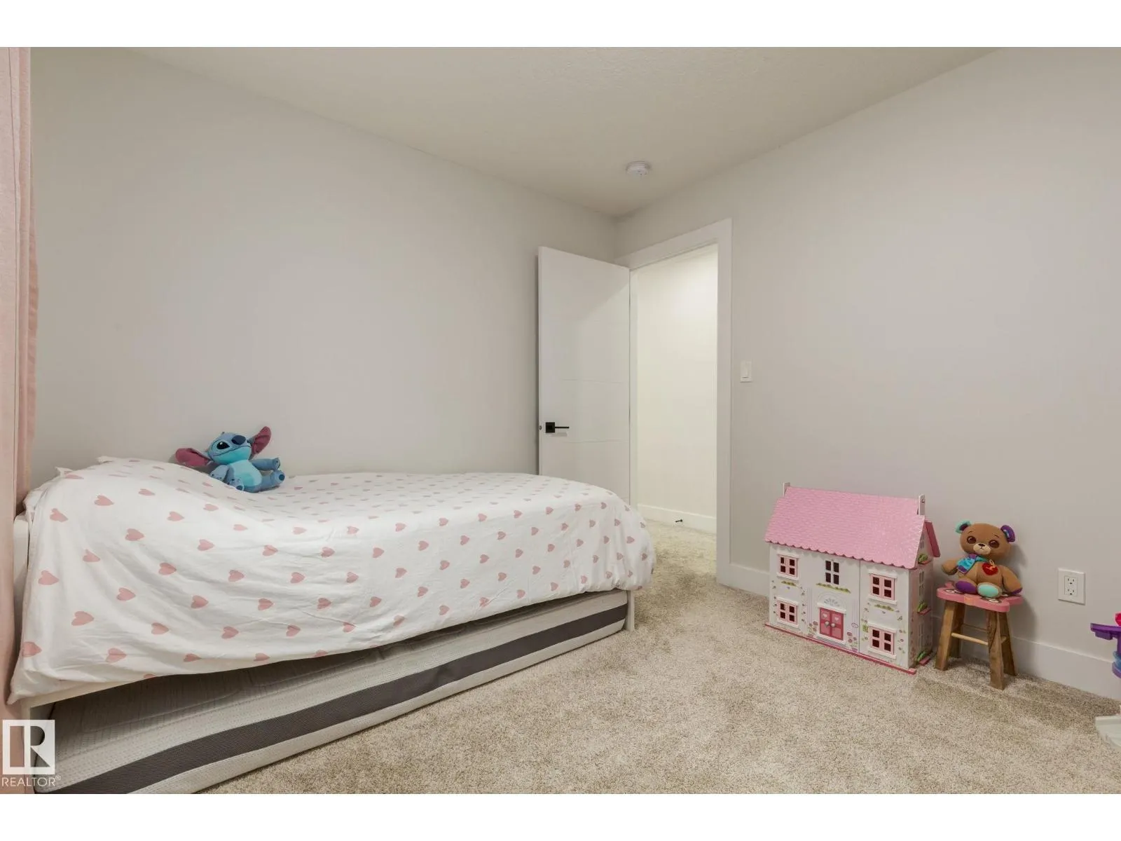 16311 34 AV SW