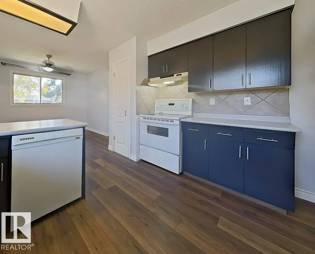 16 STARLING DR
