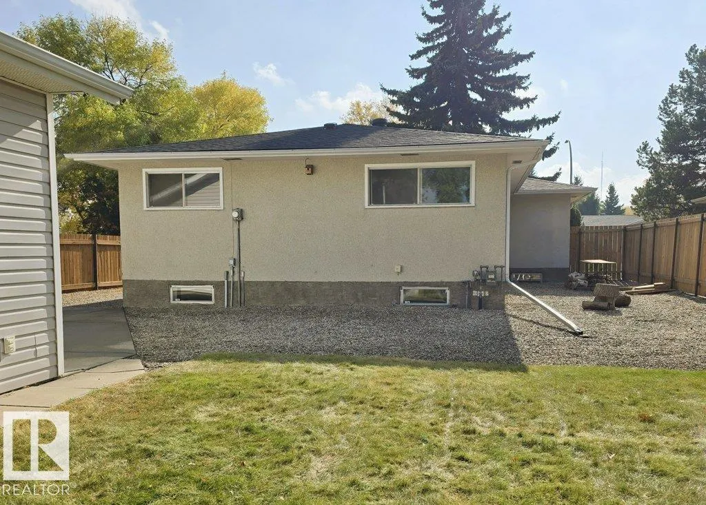 16 STARLING DR