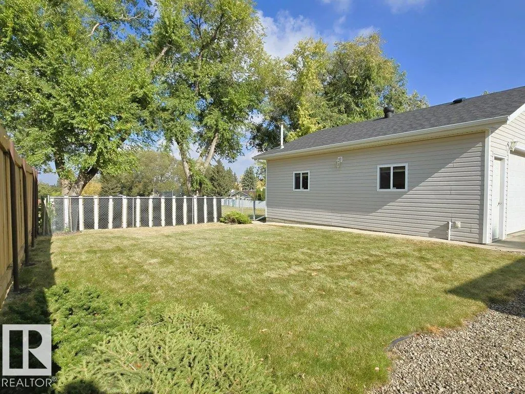 16 STARLING DR