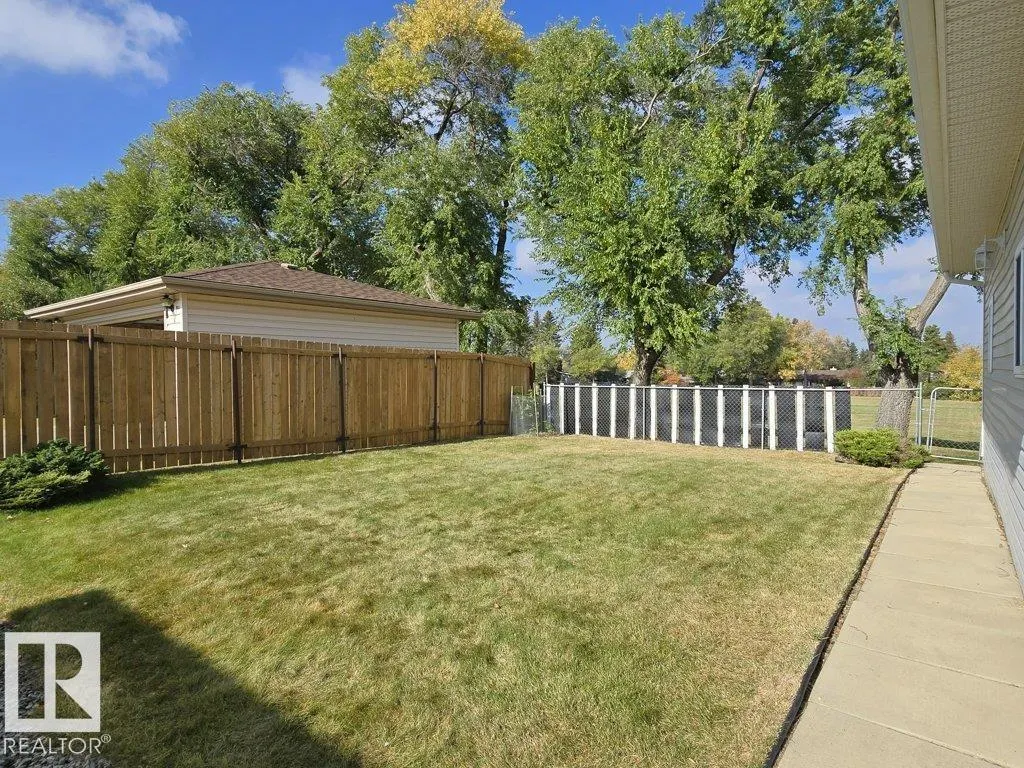 16 STARLING DR