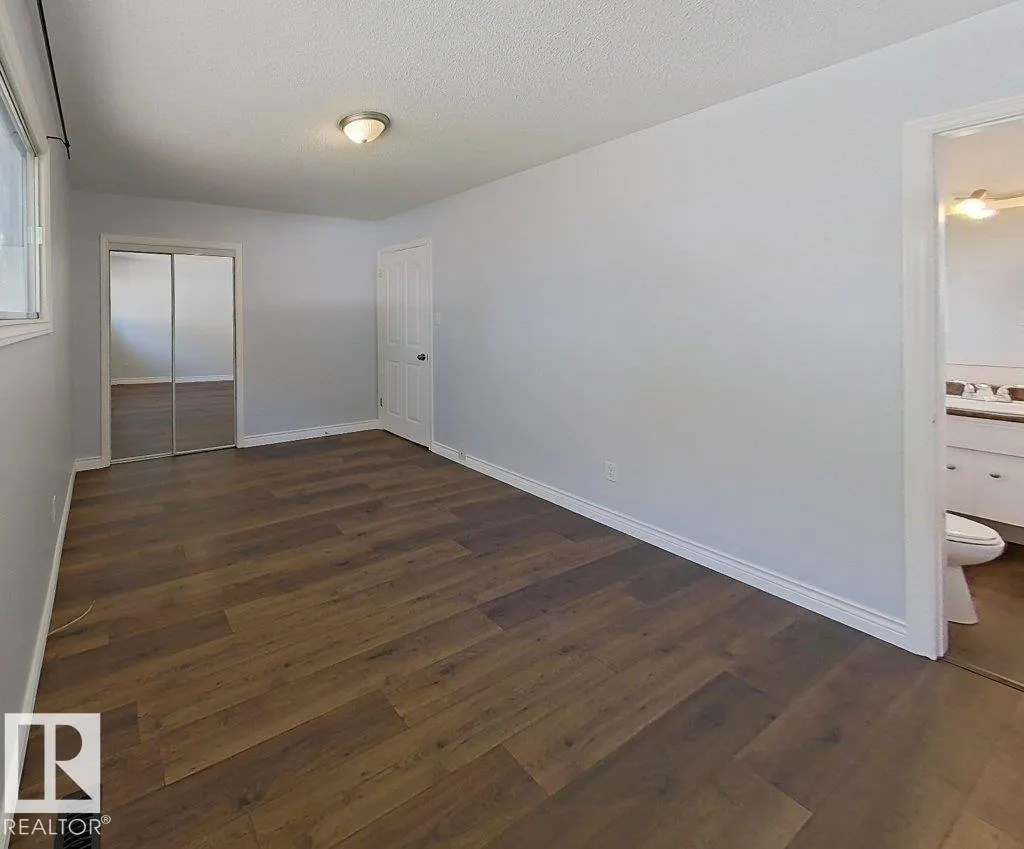 16 STARLING DR