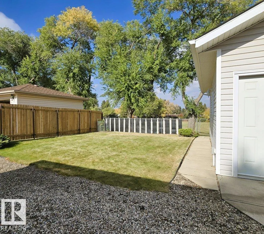 16 STARLING DR