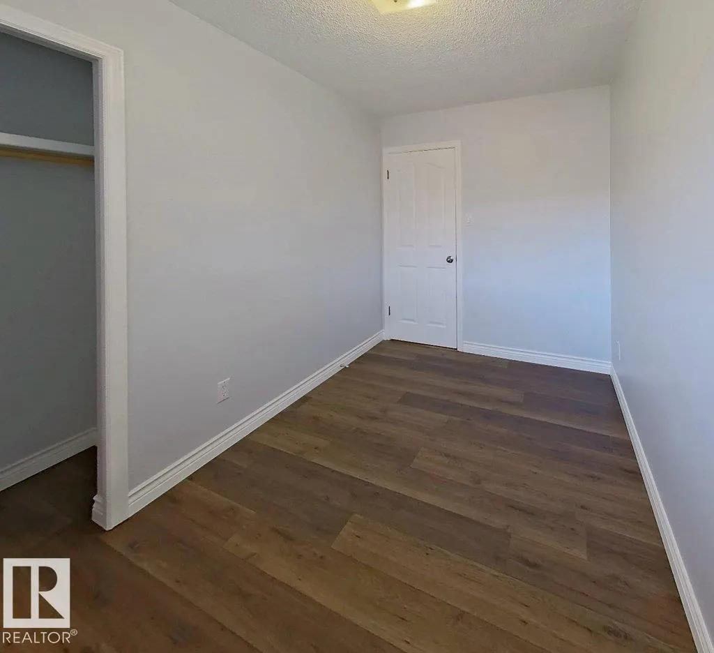 16 STARLING DR