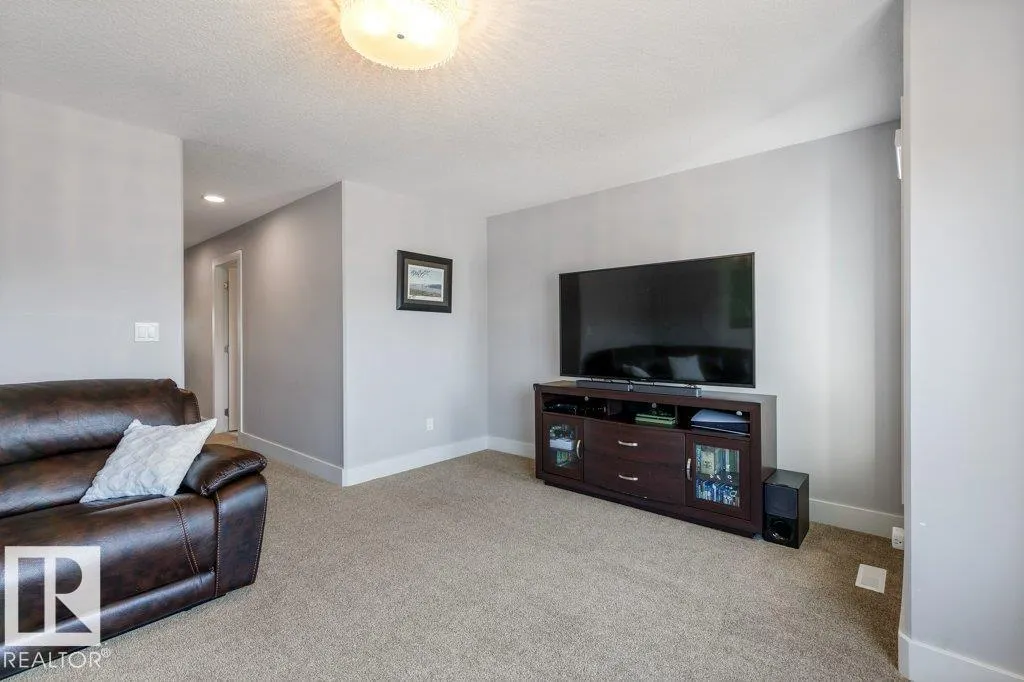 1714 TANAGER CL NW