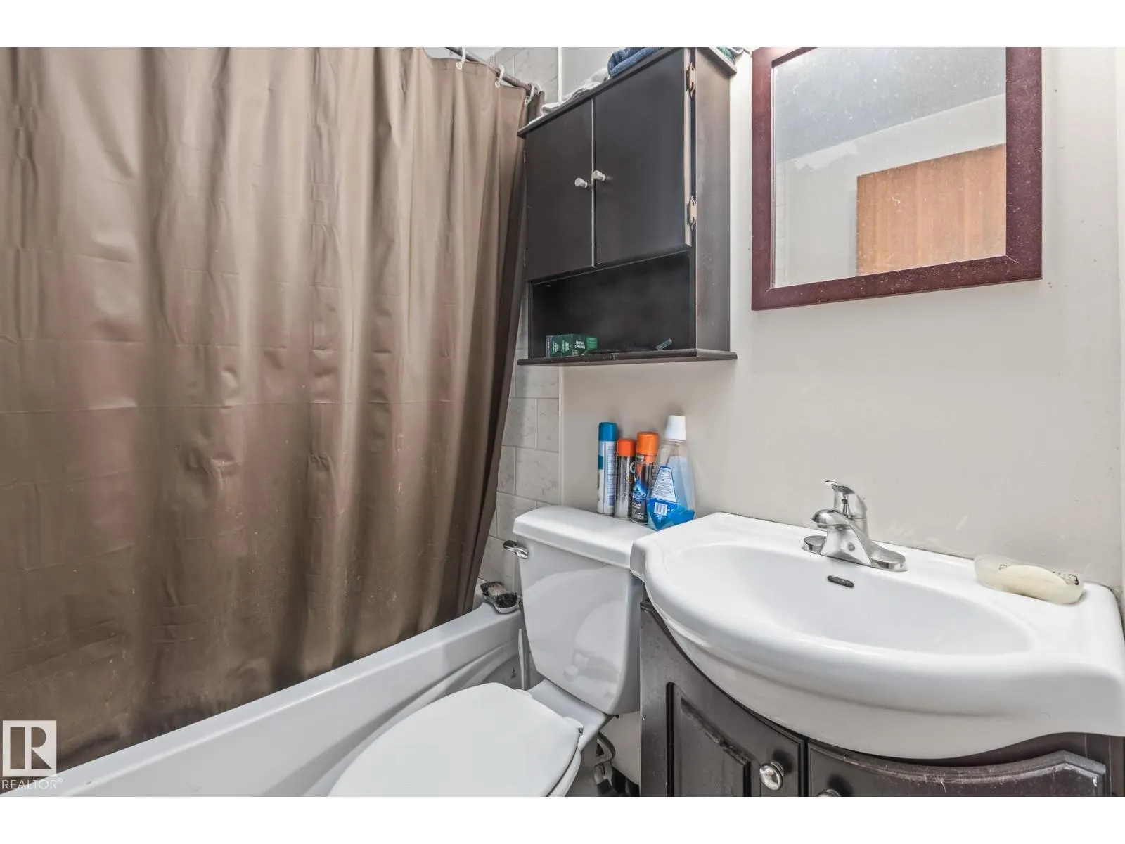 12903/12905 96 ST NW