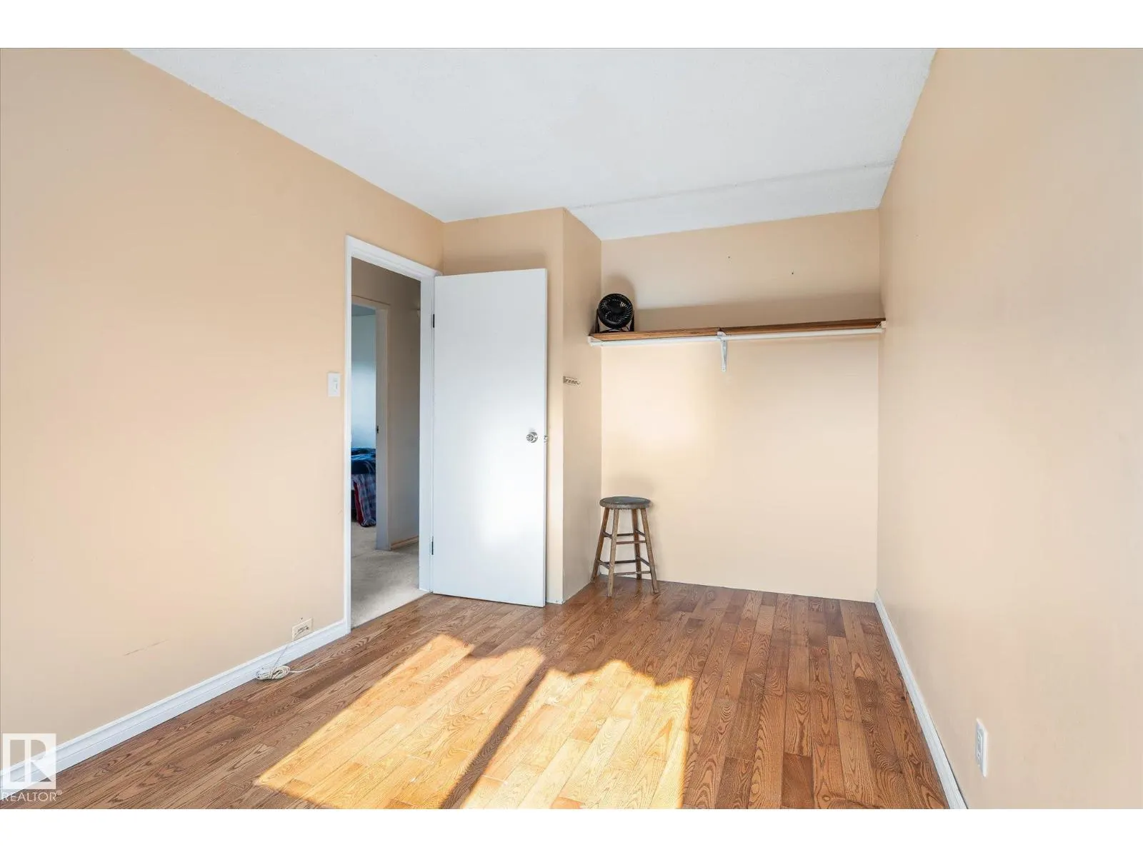 283 PRIMROSE GARDENS GD NW NW