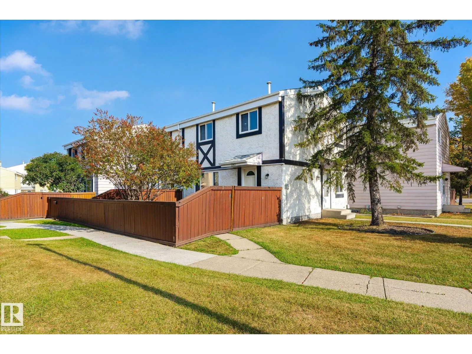 283 PRIMROSE GARDENS GD NW NW