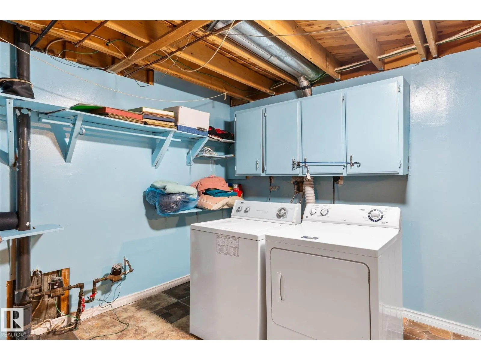 283 PRIMROSE GARDENS GD NW NW