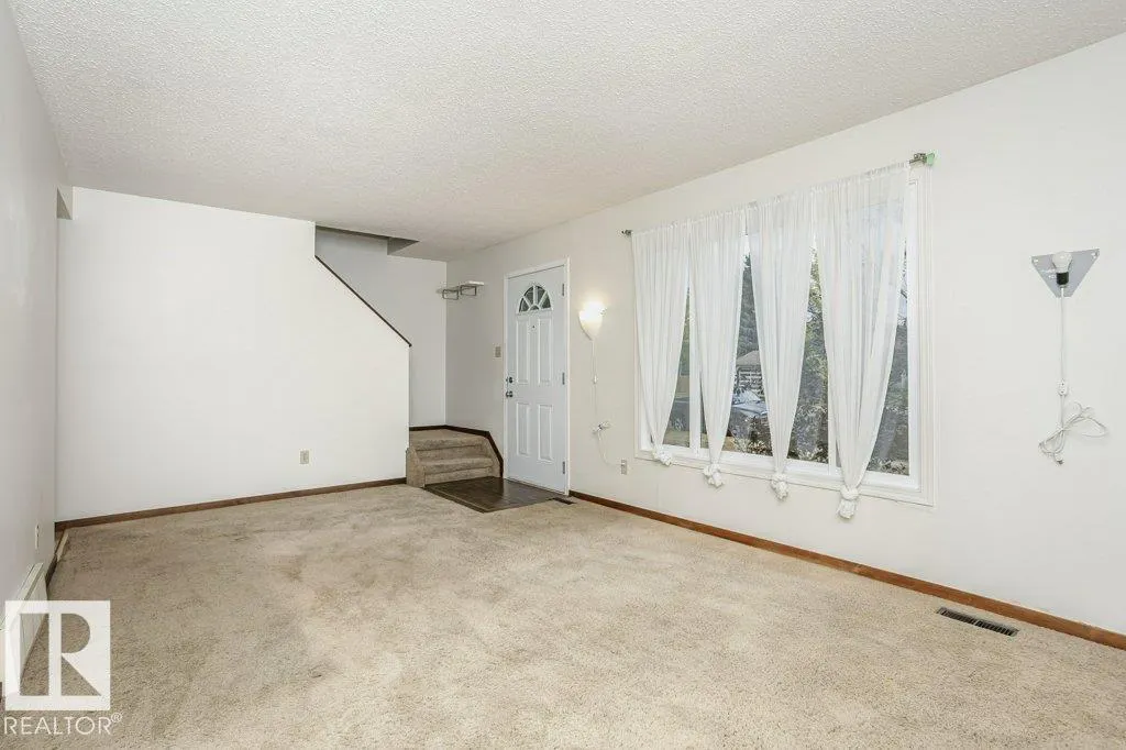 18476 62B AV NW NW