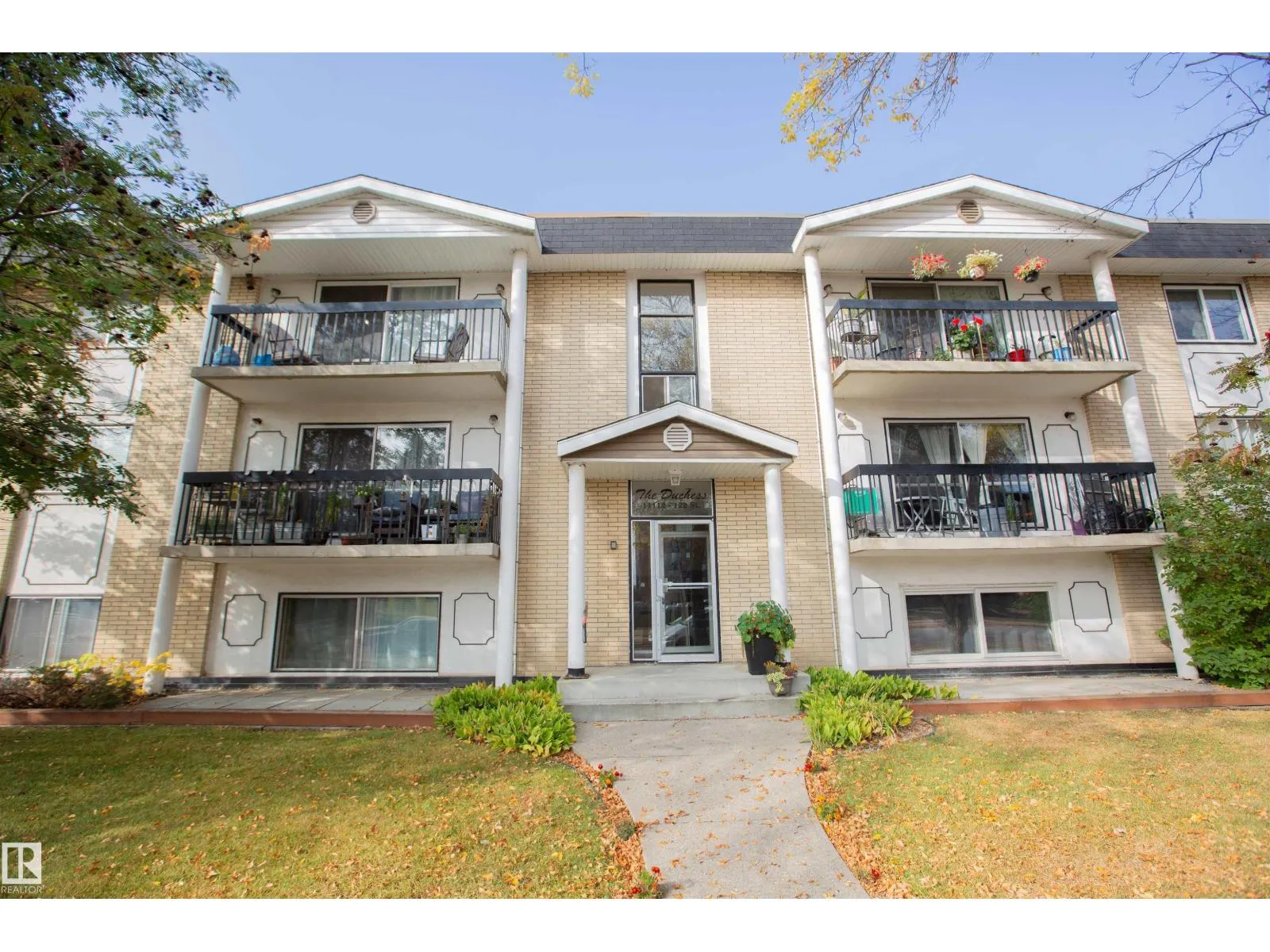 #33 11112 129 ST NW