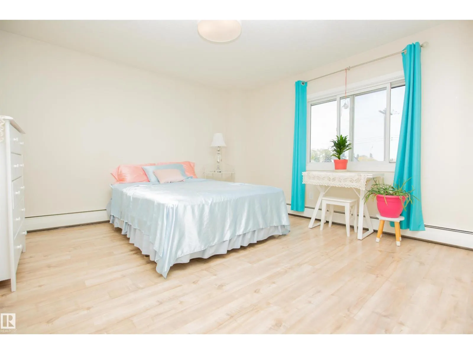 #33 11112 129 ST NW