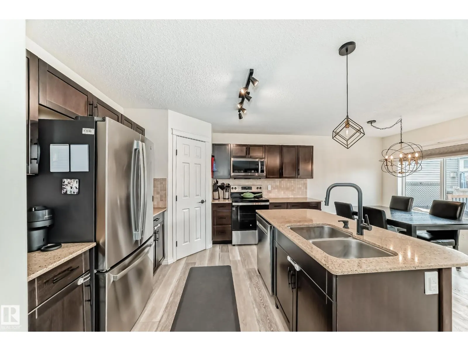 34 Wisteria LN