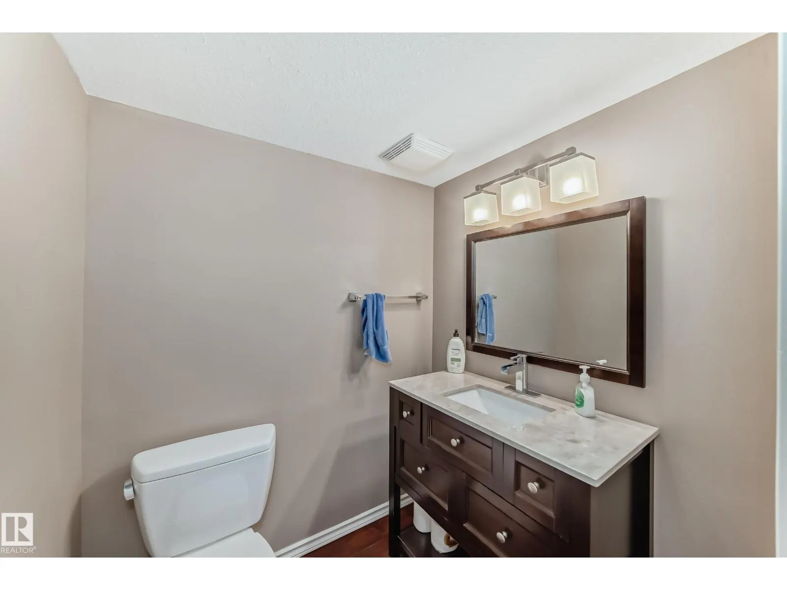34 Wisteria LN