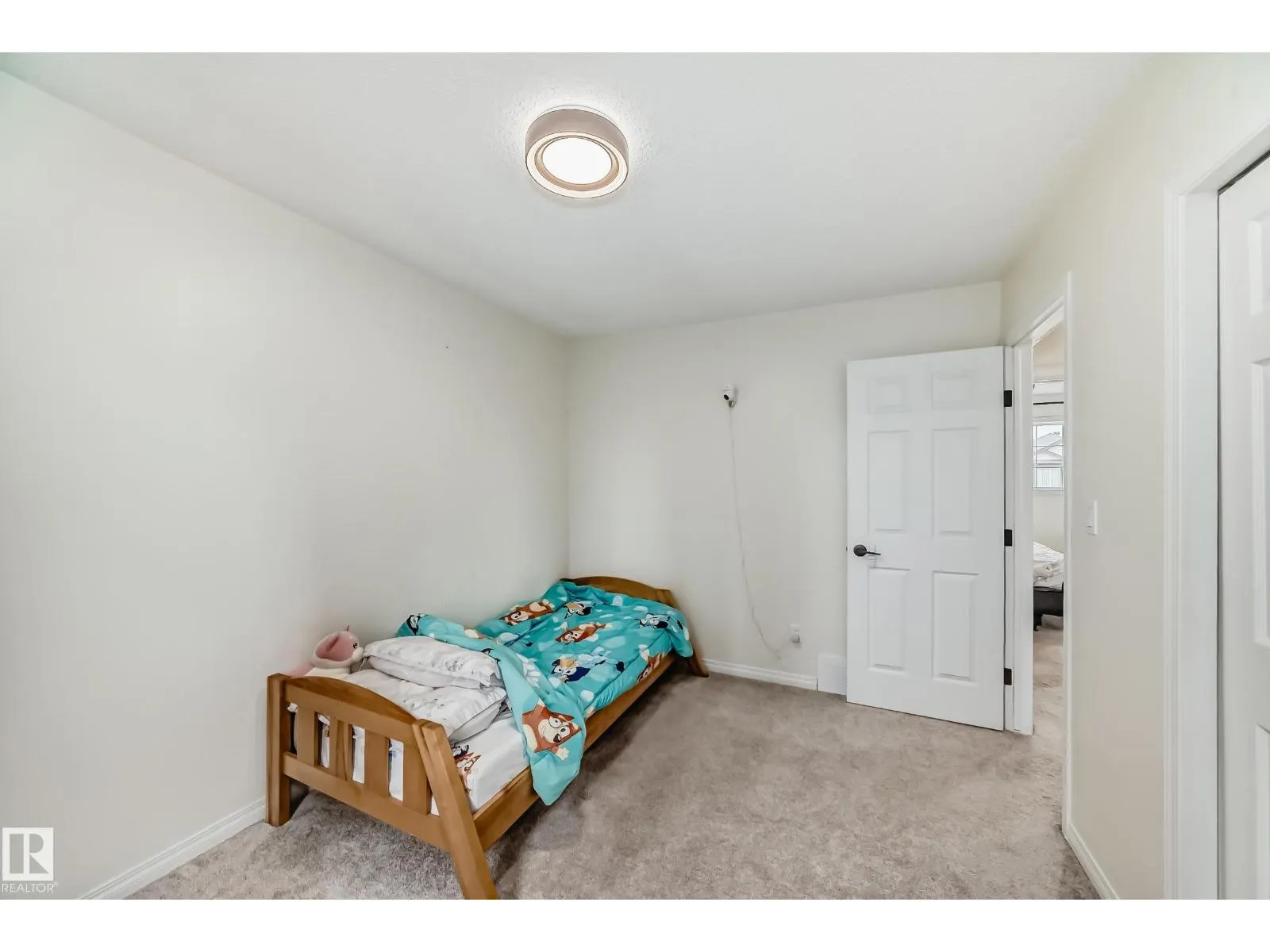 34 Wisteria LN